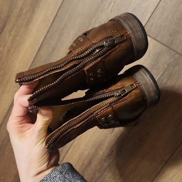 Frye boots 7 - Picture 8 of 10